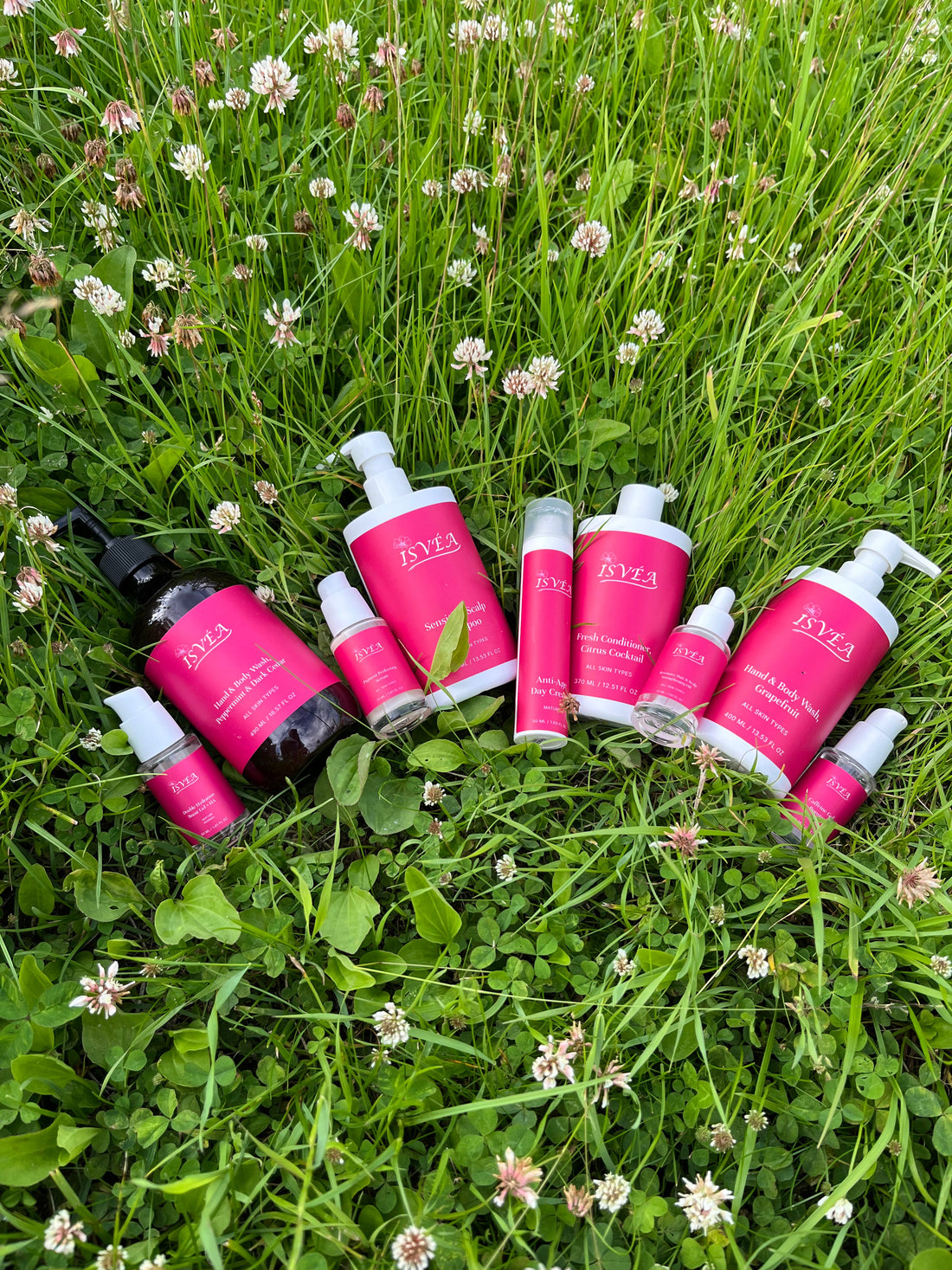 Natural vs Synthetic Ingredients in Skincare: What to Look For